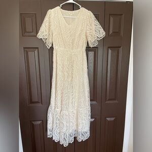 Elegant Cream Lace Dress - Shop Stevie Brand